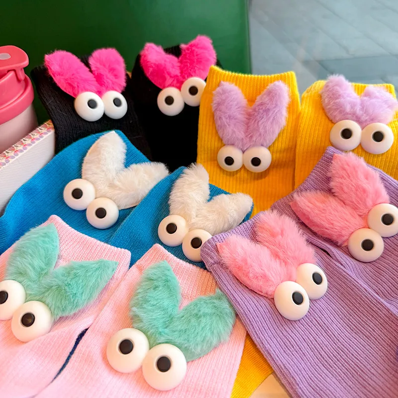 Creative Cute Cartoon Big Eye Knee-High Socks for Students – Funny Novelty High Socks with Adorable Large Eyes, Super Cute Casual Crew Socks for Teens and Kids, Trendy Everyday Wear
